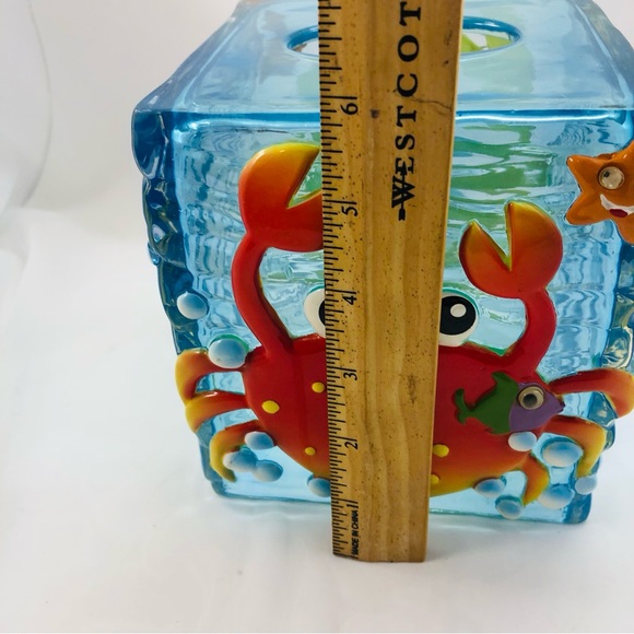 Adorable Acrylic Seaside Tissue Decanter - Picture 4 of 5